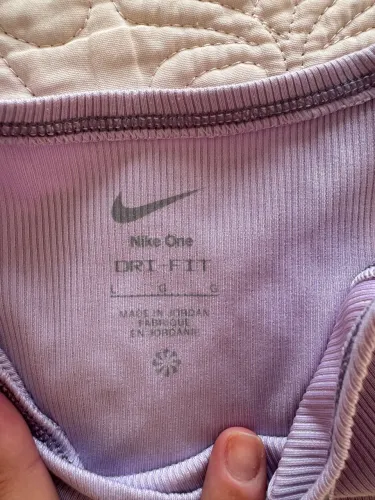 Regata de academia Nike roxa 