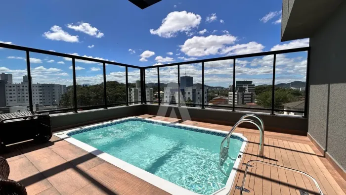 APARTAMENTO NOVO COM 3 QUARTOS, COZINHA SOB MEDIDA, SACADA COM CHURRASQUEIRA NO BAIRRO COS