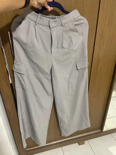 Calça alfaiataria cinza
