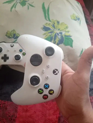 Controle de Xbox séries s/x e one ( LEIA A DESCRIÇÃO)