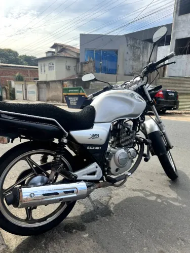 Suzuki Yes SE 2011