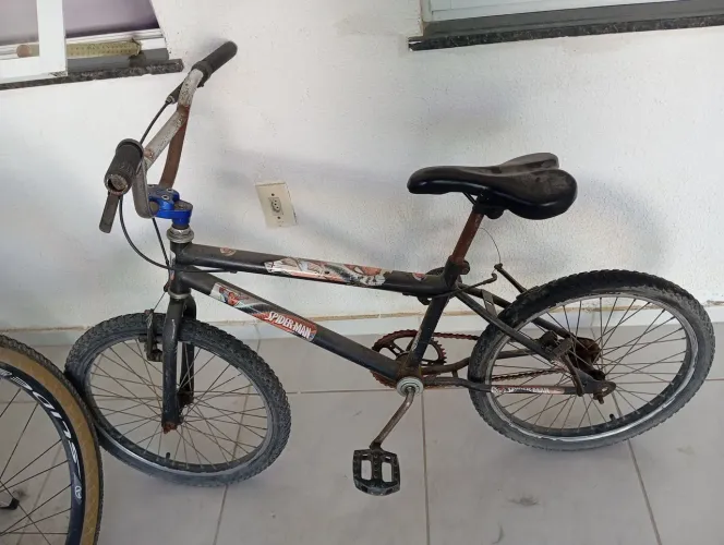 Vendo essa bicicleta..