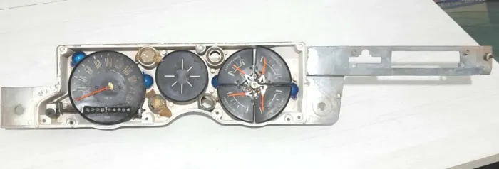 Painel c Instrumentos Dodge Dart Charger até 71