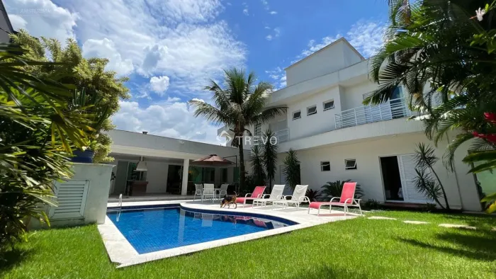 CASA EM CONDOMÍNIO FECHADO À VENDA COM 5 DORM/6 WC/3 VAGAS EM BERTIOGA/SP