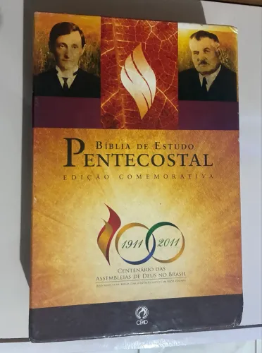 Bíblia de estudo pentecostal comemorativa nova MÉDIA
