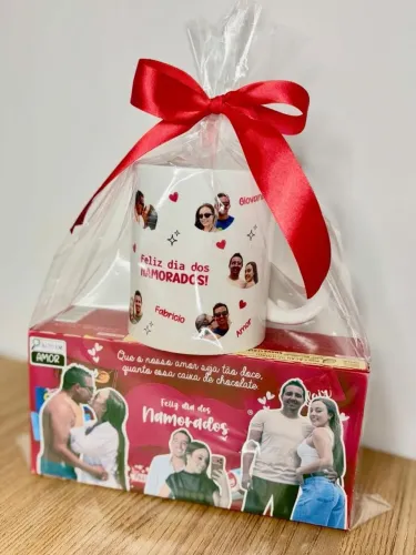 kit caneca porcelana branca e uma caixa de bombom personalizada