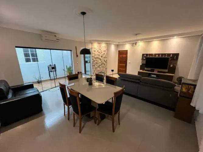 Casa à venda em Rio das Pedras, Jardim Dona Antonieta, com 3 quartos, com 50 m²