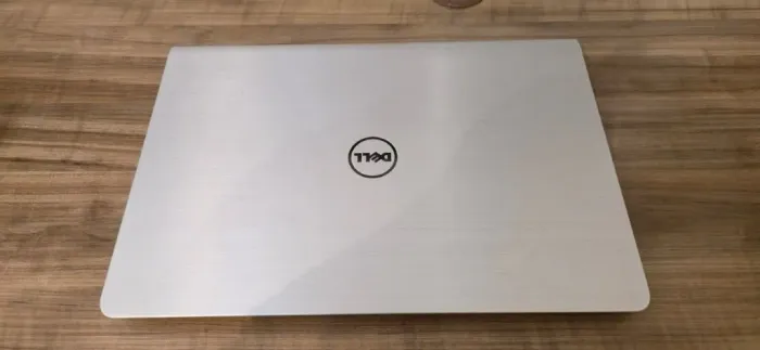 Notebook Dell Inspiron 15"