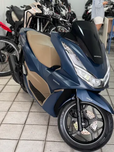 Honda Pcx DLX 2023