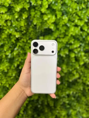 iPhone 17 Pro Max Branco
