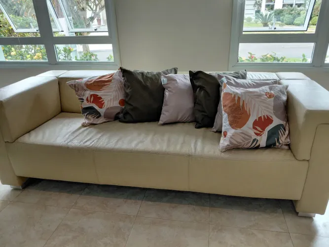 Oportunidade. Sofa couro tok stok