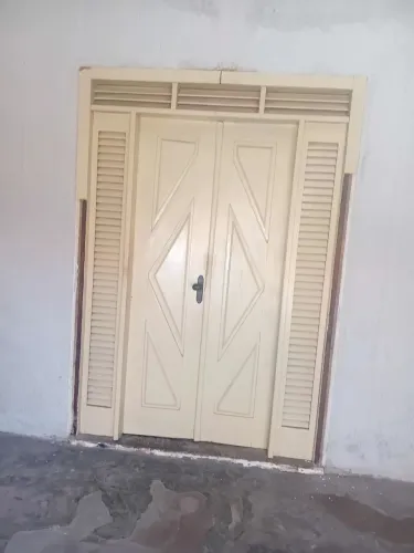 Porta ( 1,60m largura com 2 folha de 50cm