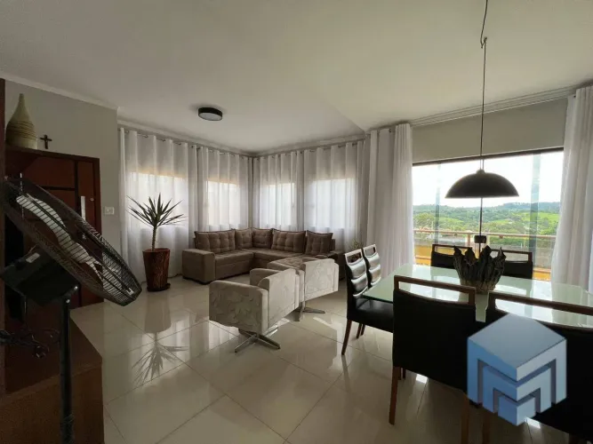 Casa com 3 dormitórios à venda, 130 m² por R$ 340.000,00 - Sagrado Coração - Varginha/MG