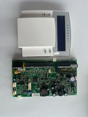 Central Alarme Paradox EVO 192 e 3 teclados K641