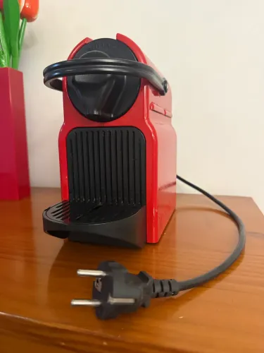 Nespresso Essenza Mini Importada