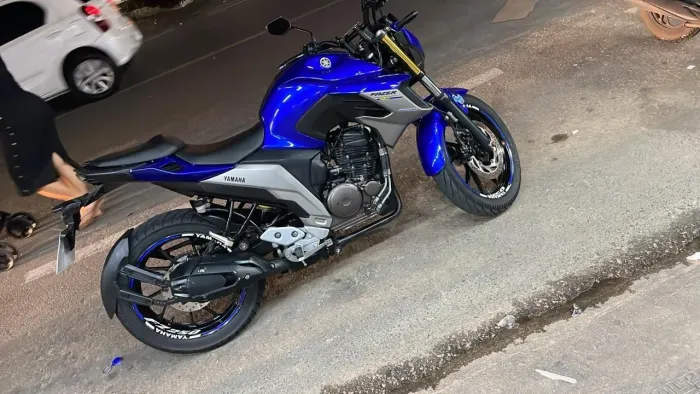 Moto bem conservada!