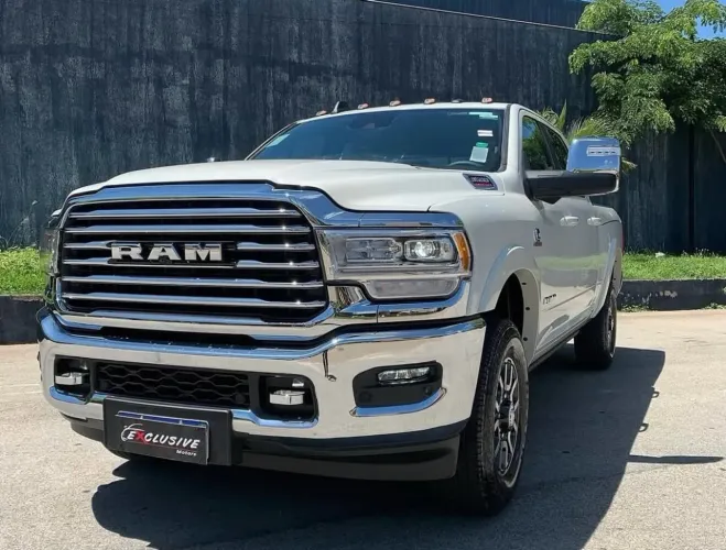 Ram 3500 Limited Longhorn 6.7 TB CD Diesel 2024