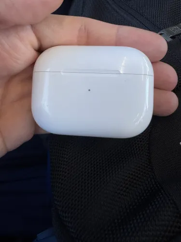 ? AirPods Pro