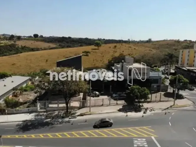 Galpão para locação 360m²; | Próximo à Arena MRV