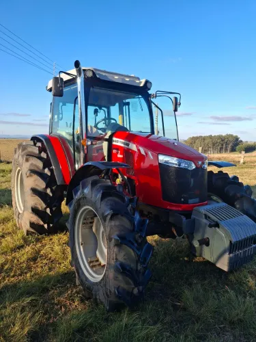 Trator massey ferguson 6713 135cv