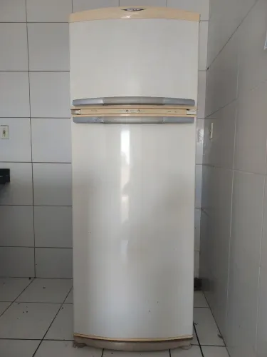 Geladeira Brastemp frost free. Funcionando Perfeitamente. 
