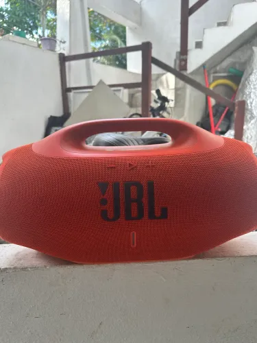 Jbl bombox 4