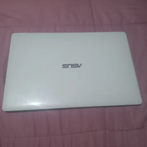 Notebook Asus para conserto ou retirada de peças