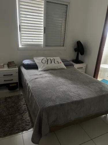 Cama box UMAFLEX 4 meses de uso