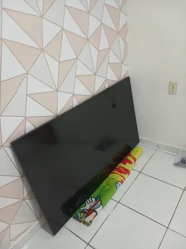 Televisão Preço Negociável Samsung 4K de 65 polegadas.