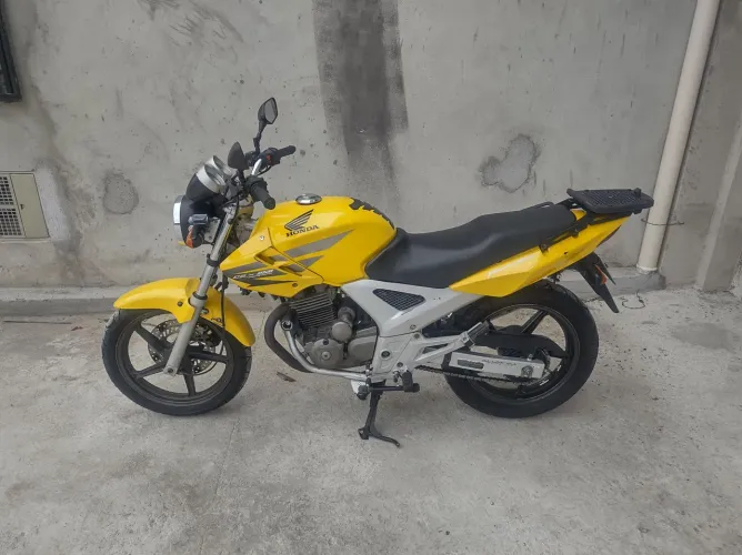 Cbx Twister 2008