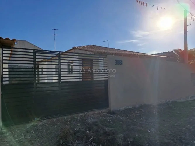 CASA em CAMPINA GRANDE DO SUL-PR, no bairro Jardim Eugenia Maria-Referência CA0664