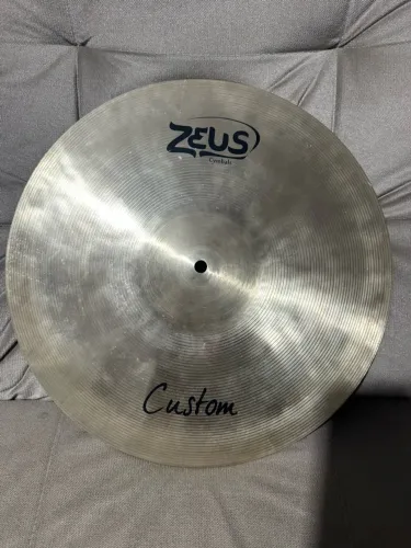 Crash Zeus Custom 17