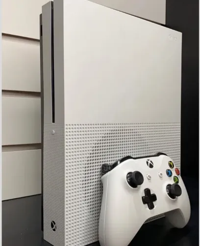 Xbox one s + controle impecável