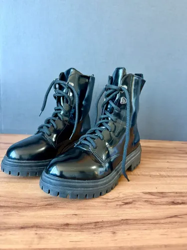 Bota coturno feminino tamanho 35