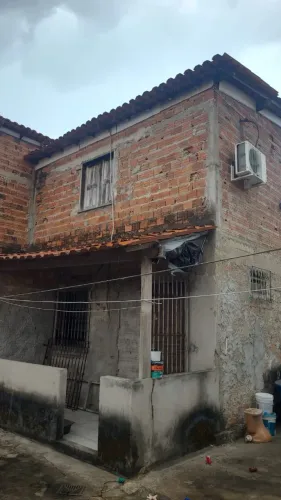 Procuro servente de pedreiro