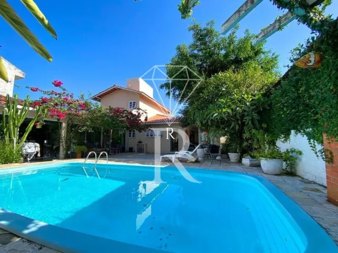 Casa 2 quartos no bairro Campeche - Florianópolis