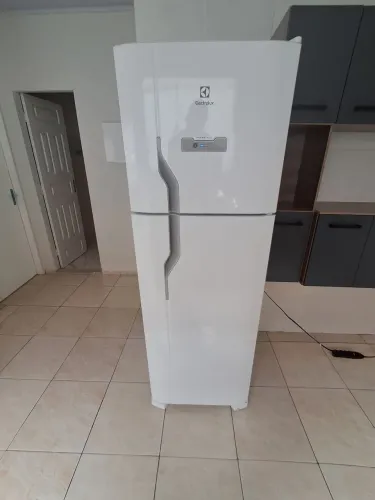 Geladeira eletrolux 