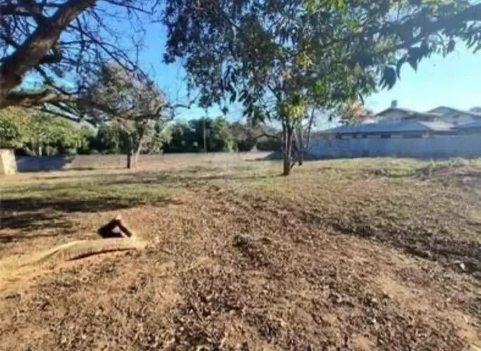 TERRENO À VENDA EM ATIBAIA SP Tranquilidade, natureza e excelente localização!
