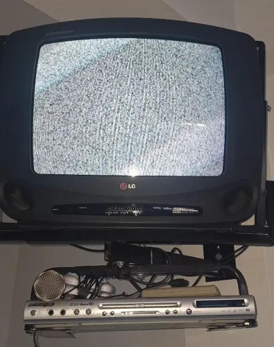 Tv Tubo, Karaoke , suporte e microfone
