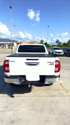 Toyota Hilux CD SRX 4X4 2.8 TDI 16V Diesel Aut. 2019