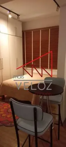 Loft na Glória, todo reformado e decorado por arquiteto