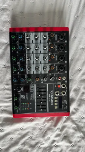 mesa de som soundvoice mc6 plus