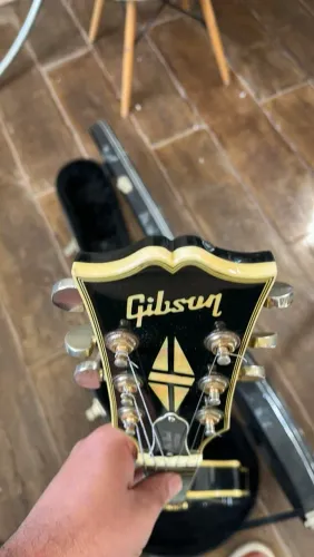 Guitarra Gibson China