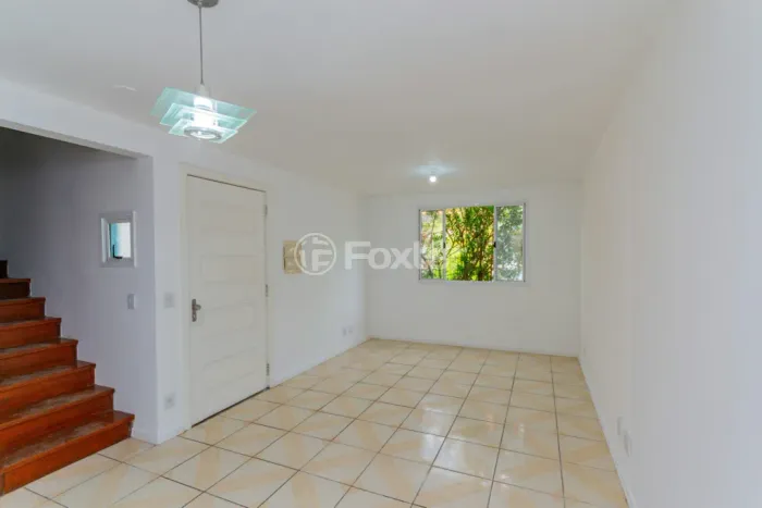 Casa em Condomínio à venda Rua Tenente Ary Tarrago, Jardim Itu - Porto Alegre