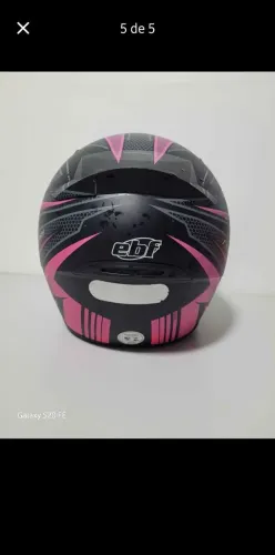 2 Capacetes pelo preço de UM...Capacete EBF seminovo rosa + Capacete classic preto