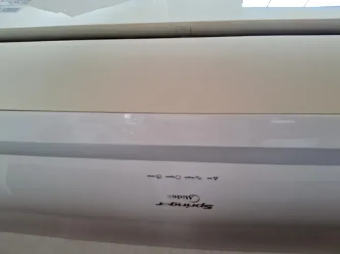 VENDO AR-CONDICIONADO INVERTER MIDEA 18.000,00 MIL BTUS.ECONÔMICO,POTENTE,BEM CONSERVADO.