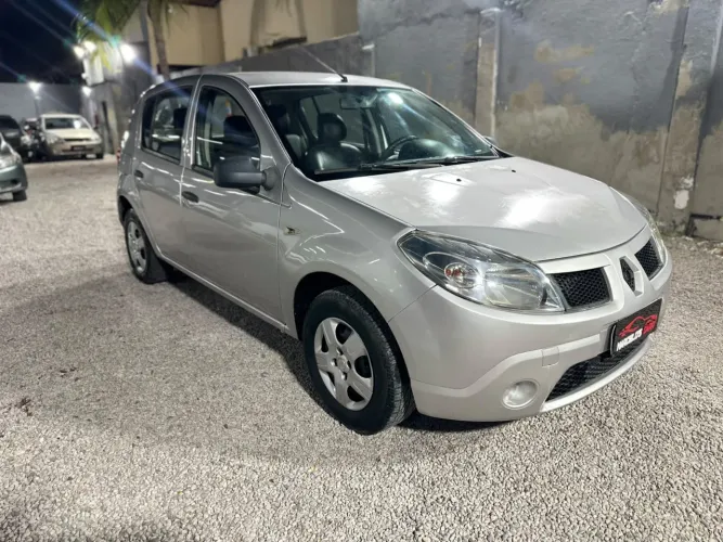 Renault Sandero Authentique Hi-flex 1.0 16V 5P 2011