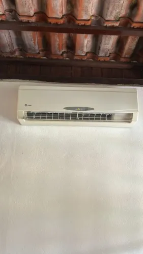 Aparelho de ar condicionado marca TRANE 18.000 BTU - suportes inclusos - garantia 30 dias