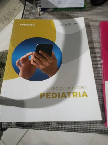 Livros de questões pediatricas