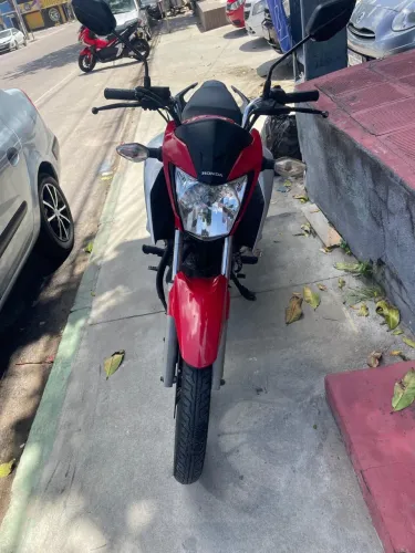 Honda titan 2023